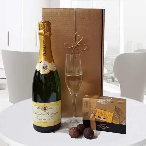 Bourgogne Brut And Chocolates