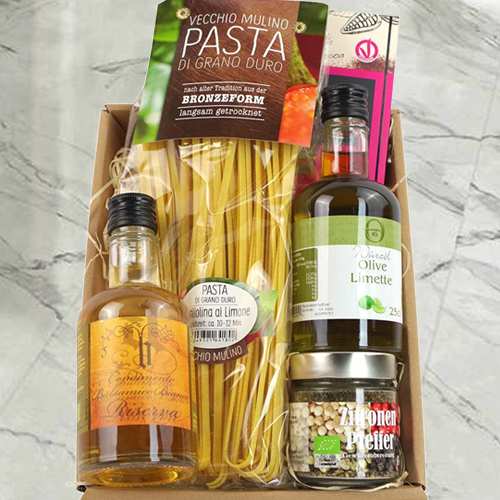 Simply Delicious Gift Box