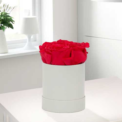4 Long Lasting Red Roses In A Hat Box