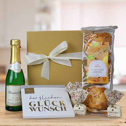 Organic Chocolate N Sparkling Wine Hamper